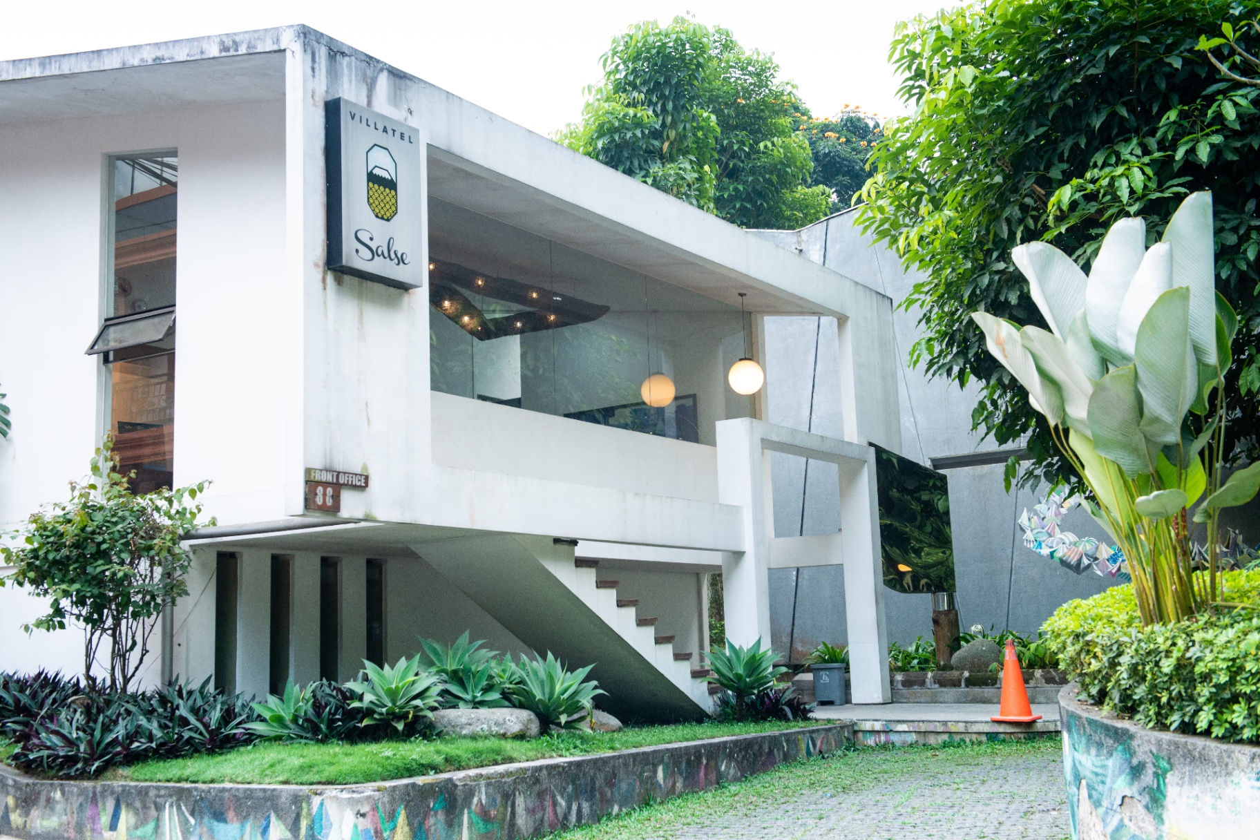 Lawangwangi gallery 2