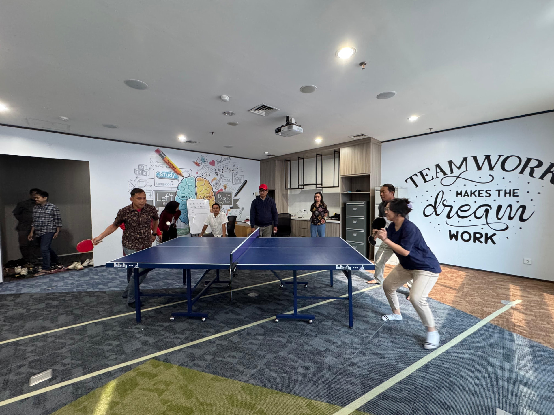 UCS Group Sport — Tenis Meja